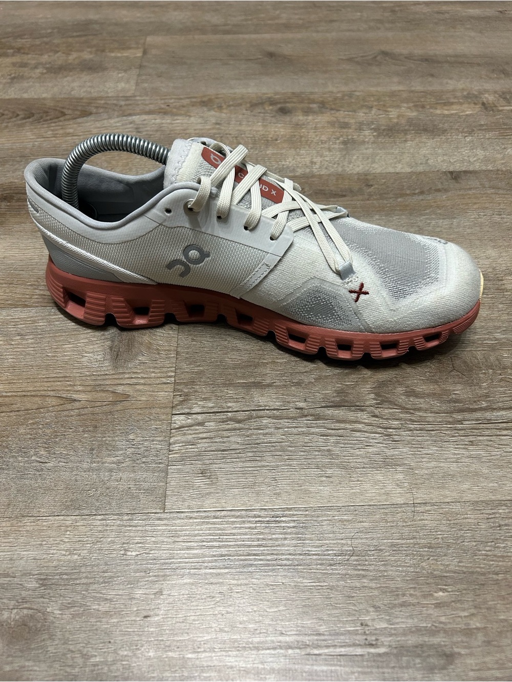On Cloud Running Women’s Size 10 White Ice Auburn Athletic Running Shoes - Picture 7 of 10